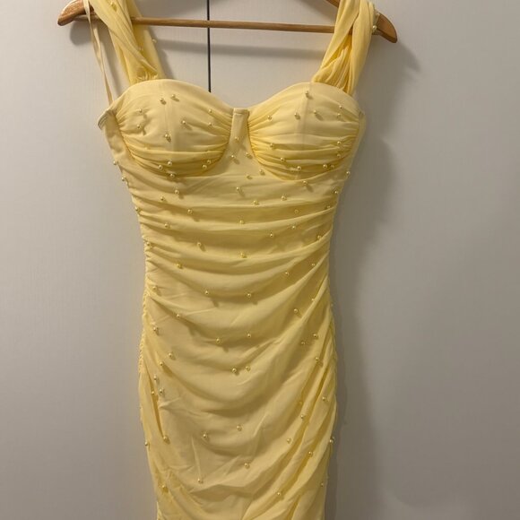 Windsor Dresses & Skirts - Windsor Breathtaking Impression Faux Pearl Bodycon Mini Dress — Size L — New
